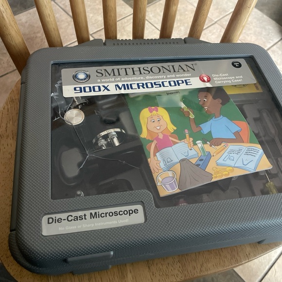 SMITHSONIAN 900X microscope Gray Die-Cast Microscope with Carrying Case - Picture 1 of 7